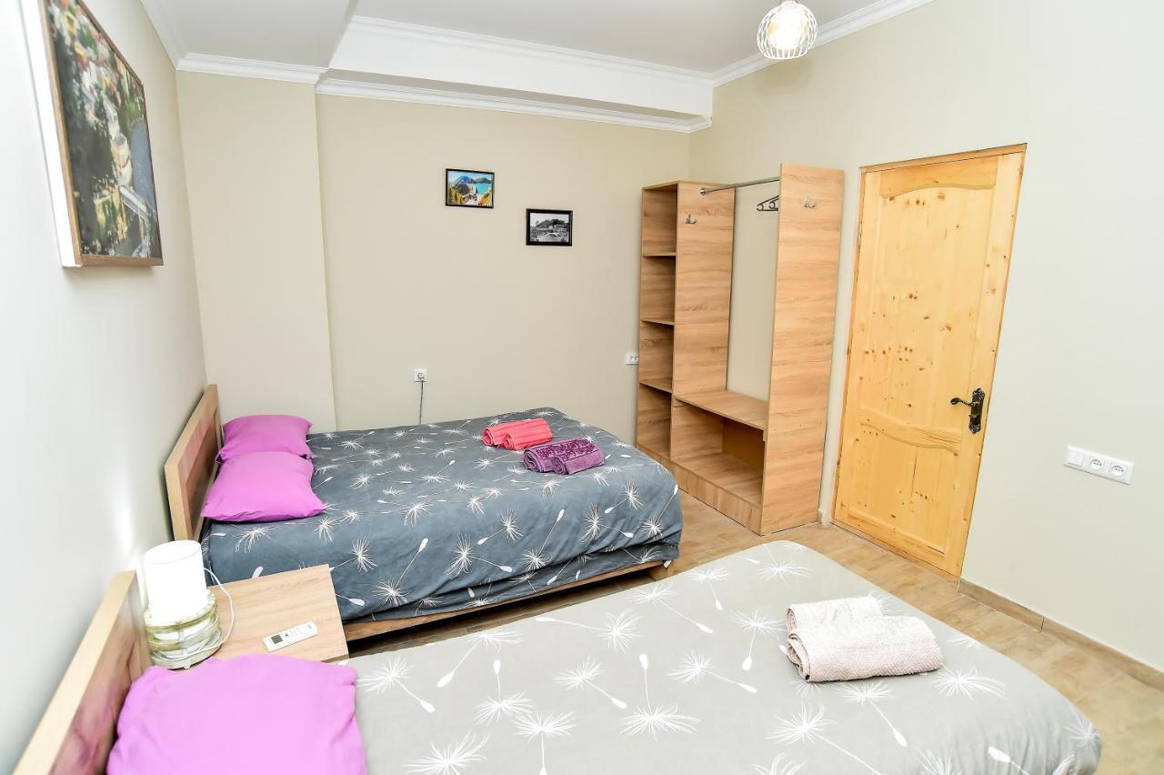 Hotel Maspindzelo Kutaisi Ngoại thất bức ảnh