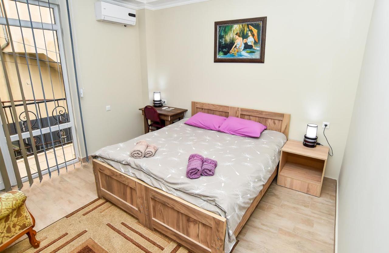 Hotel Maspindzelo Kutaisi Ngoại thất bức ảnh