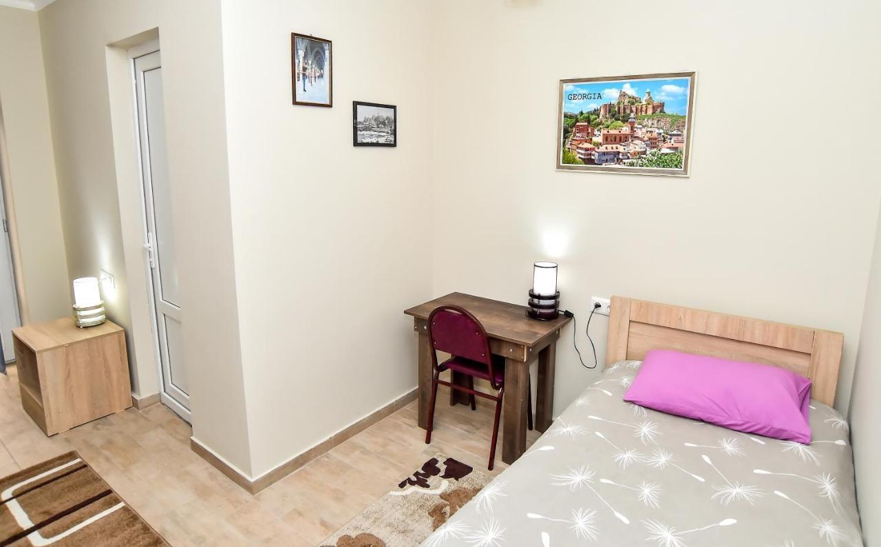 Hotel Maspindzelo Kutaisi Ngoại thất bức ảnh