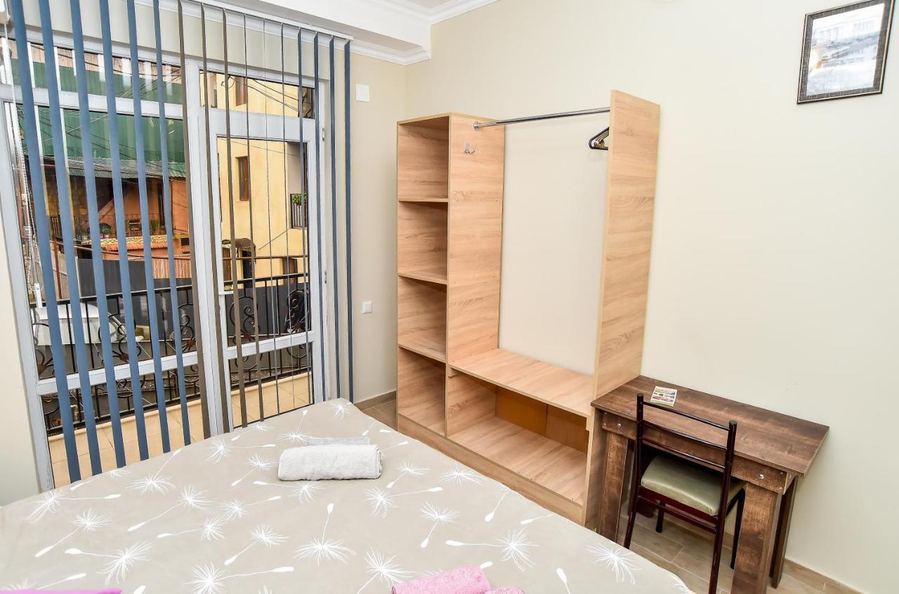 Hotel Maspindzelo Kutaisi Ngoại thất bức ảnh