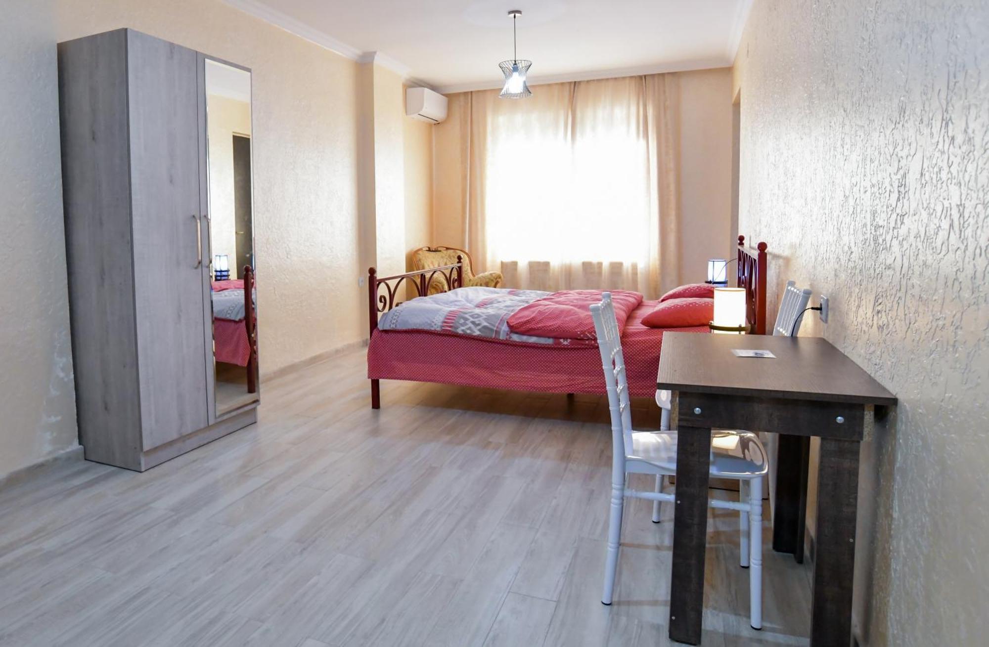 Hotel Maspindzelo Kutaisi Ngoại thất bức ảnh